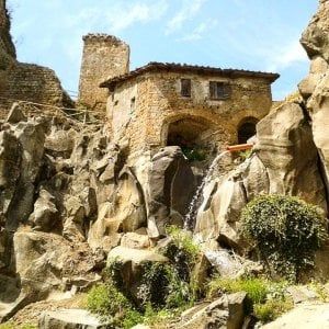 Pecorino romano e delizie della Tuscia, Nepi in festa il 6 e 7 maggio  