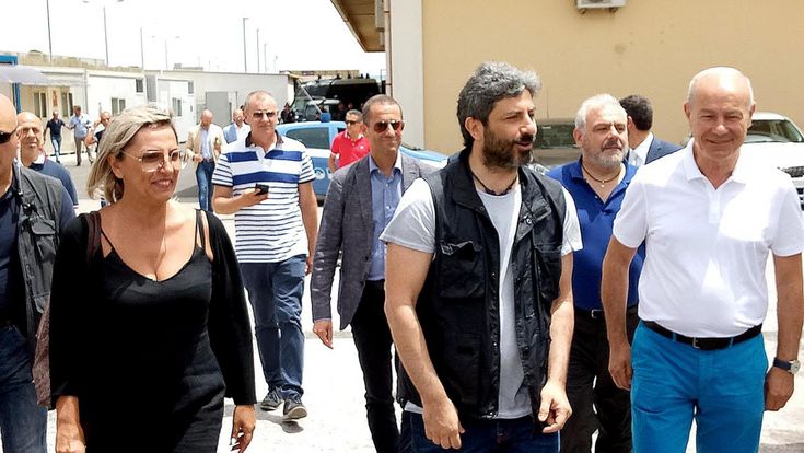 La mossa di Fico per frenare la deriva leghista del capo 5Stelle