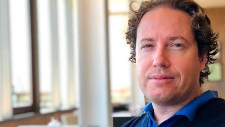 Covid, ex pilota spagnolo Jorge Lis muore a 46 anni: convinto no vax, in ospedale si era pentito