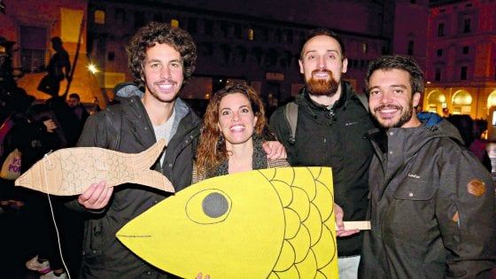 Sardine, lettera a Repubblica dei quattro fondatori: "Noi e la libertà di non fare un partito"