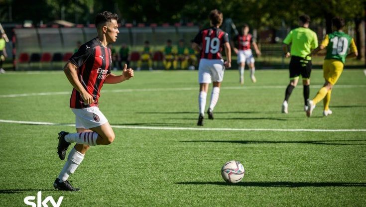 Crozza junior, dal calcio alla serie tv: uno scapestrato ingaggiato dal Milan