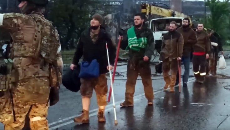 Azovstal, gli irriducibili resistono nel bunker: “Non ci siamo arresi la guerra inizia ora”