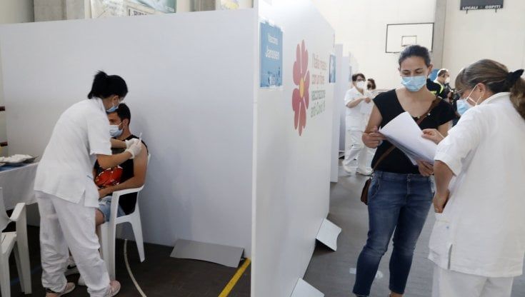 Covid, Torino e provincia superano i 200mila contagi da inizio pandemia