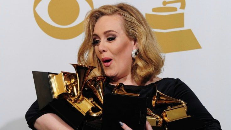 Adele, morto il padre che non vedeva da anni