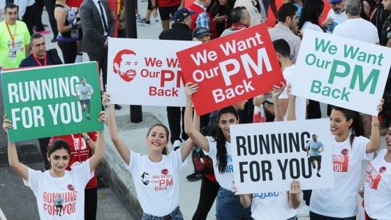Libano, Hariri  su Twitter: "Tornerò a Beirut, forse fra un paio di giorni"