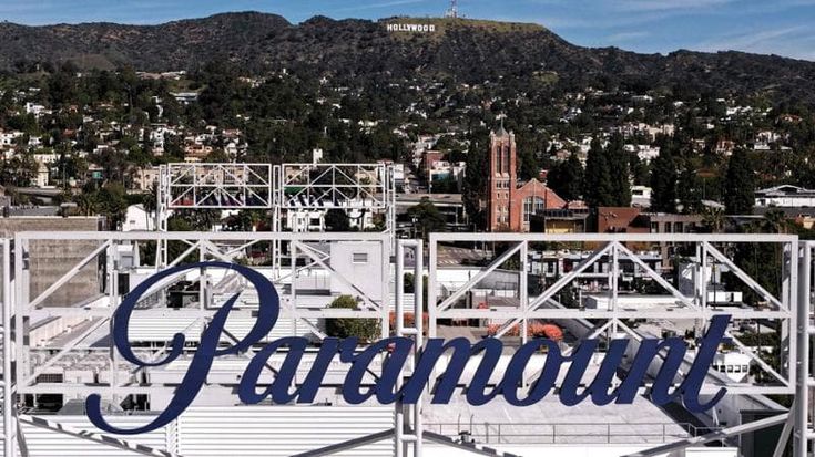 Paramount alza il tiro nella corsa a Warner Bros: Ellison pronto a pagare 32 dollari per azione