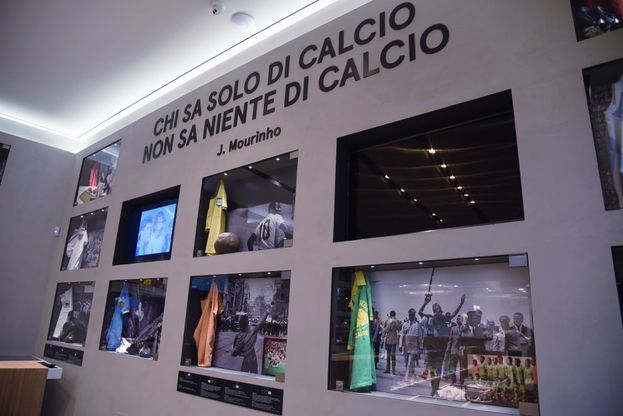 Un po' museo del calcio, un po' ristorante: a Firenze Spalletti, Gilardino e Dainelli si danno alla cucina