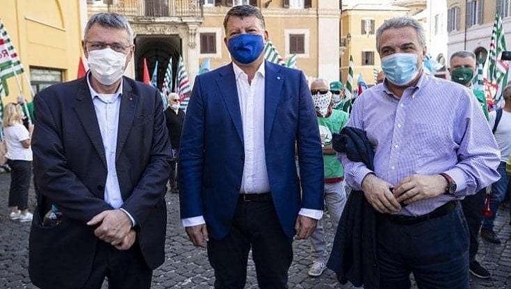 Quota 41 per andare in pensione prima: la sponda dei sindacati alla proposta della Lega 