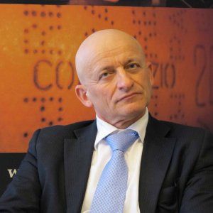 Consorzio Parmigiano Reggiano, si dimette il presidente Alai