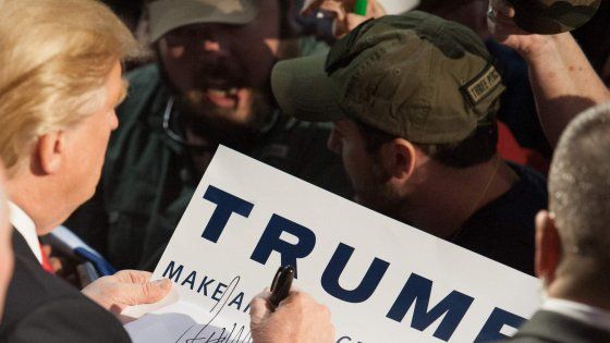 Primarie 2016, Trump cita motto di Mussolini su Twitter: "Mi piace come suona"