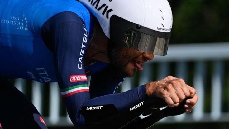 Ganna d’argento nella crono mondiale. Evenepoel fa la storia a Montreal: quarto titolo di fila
