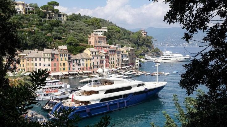 Italian superyachts lead the way, but smaller builders struggle