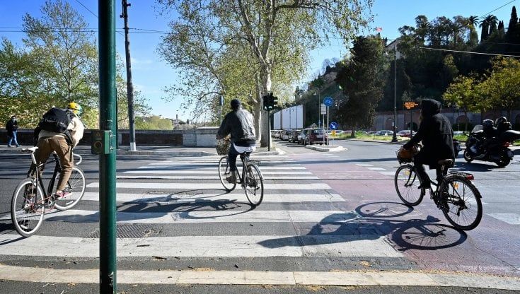 Aiuto, l’Italia ha finito le biciclette elettriche