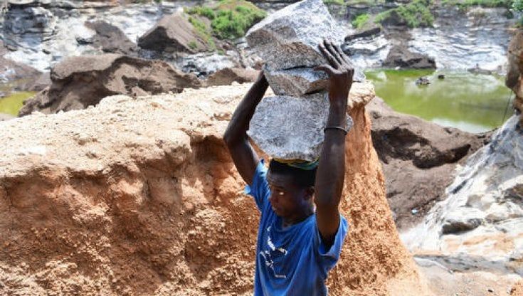 Lavoro minorile, aumentano in tutto il mondo i ragazzini costretti a lavorare: sono ormai 160 milioni