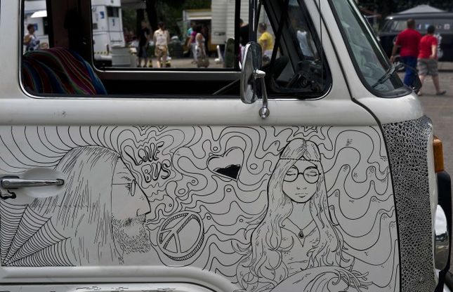 Volkswagen Brasile, addio al van degli hippie: il nuovo T2 celebra il mito