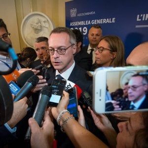 Bonomi (Confindustria): "Abbiamo una sfida tremenda, classe politica smarrita"