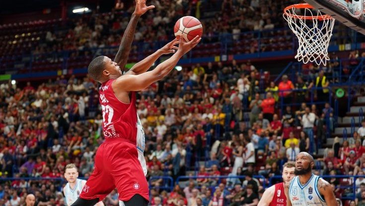 Basket: Milano piega Sassari e chiude prima, Trieste retrocede in A2
