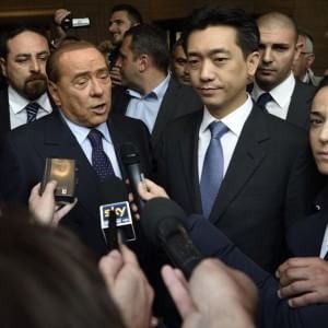 Milan, incontro tra mister Bee e Berlusconi: si va verso l'accordo vincolante