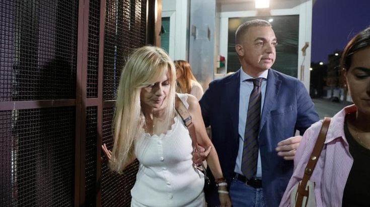 Caso Lavitola, l’ex compagna Natalia Potenza lo denuncia per maltrattamenti. Indagano pm