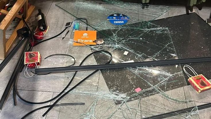 Ennesimo furto con spaccata a Palermo, nel mirino il Gattopardo Coffee Book