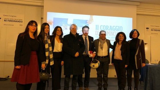 Terremoto, Crepet a Ischia: “Non si abbassino riflettori, momento resta difficile”