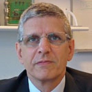 Mauro Messerotti: "Niente panico, gli effetti della tempesta solare si possono contenere"