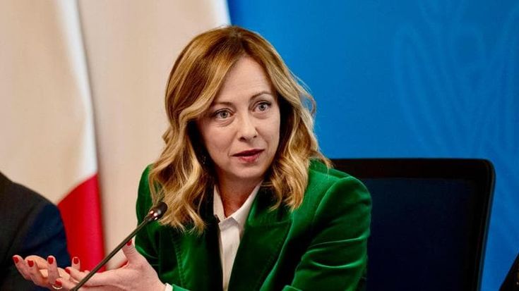 Dimissioni dopo la figlia col sindaco, l'assessora scrive a Meloni: "Tuteli le madri in politica"
