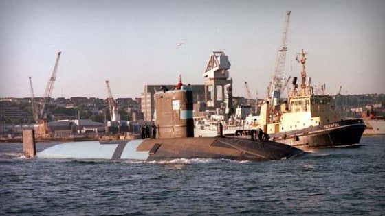 Gran Bretagna, obsoleti quattro sottomarini nucleari su sette
