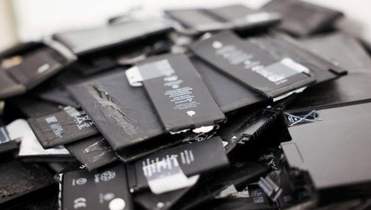 Batterie sostituibili per smartphone, PC e tablet: cosa cambia dal 2027