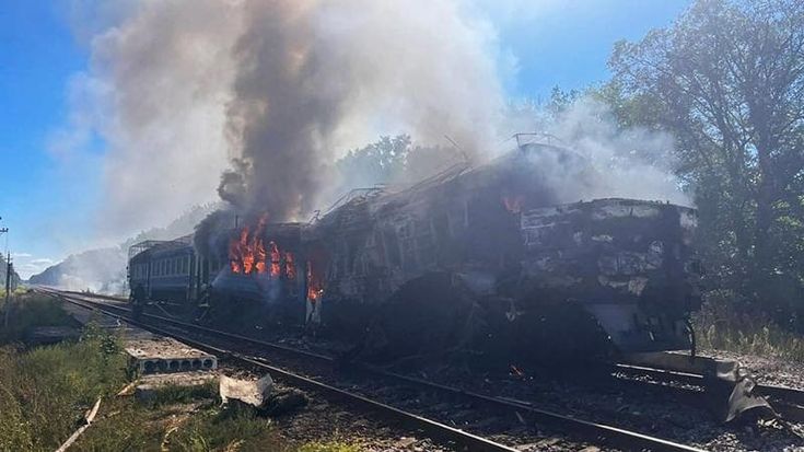 I droni russi sfiorano il treno degli europei al confine con la Polonia: “Avvertimento di Putin”