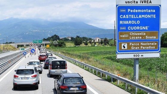 Ivrea, vertice sulla frana di Quincinetto. Riaperta l'intera autostrada