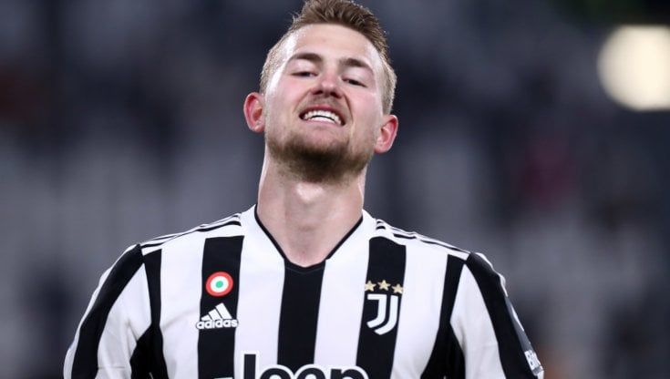 Juventus, De Ligt scontento: ai bianconeri 70 milioni di euro per ricostruire la difesa