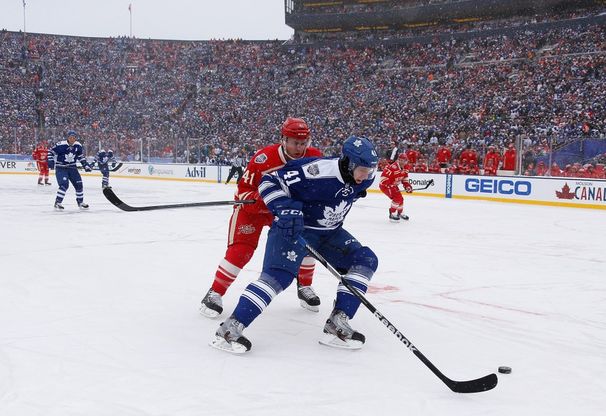 Freddo e neve non fermano l'hockey<br />106 mila spettatori per il Winter Classic