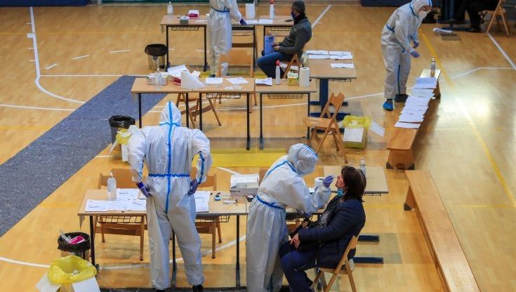 Coronavirus, screening di massa in Alto Adige: solo l'1% è positivo