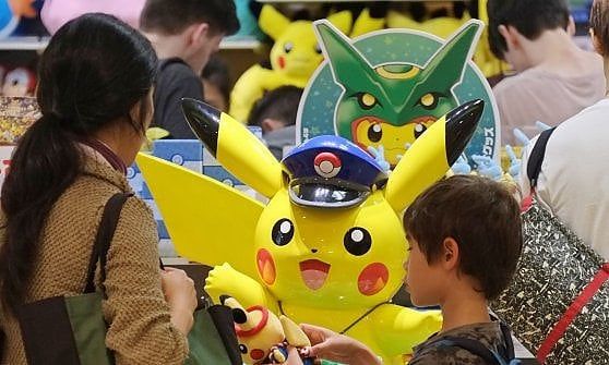 La caccia ai Pokémon diventa poesia: Pikachu come simbolo di vita