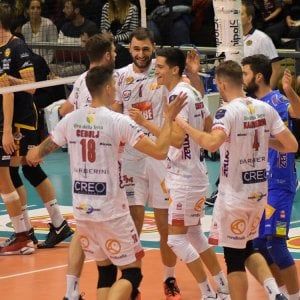 Volley, Superlega: la Lube rischia a Piacenza. Modena spera nel sorpasso