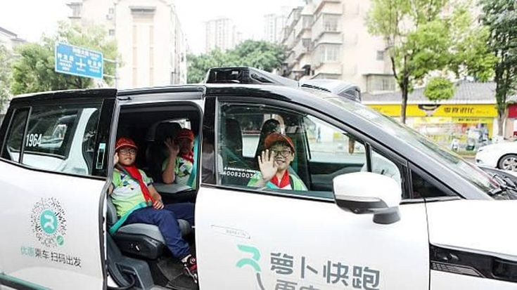 Robotaxi, a Londra accelerano le sperimentazioni. Accordi tra Uber, Lyft e il colosso Baidu