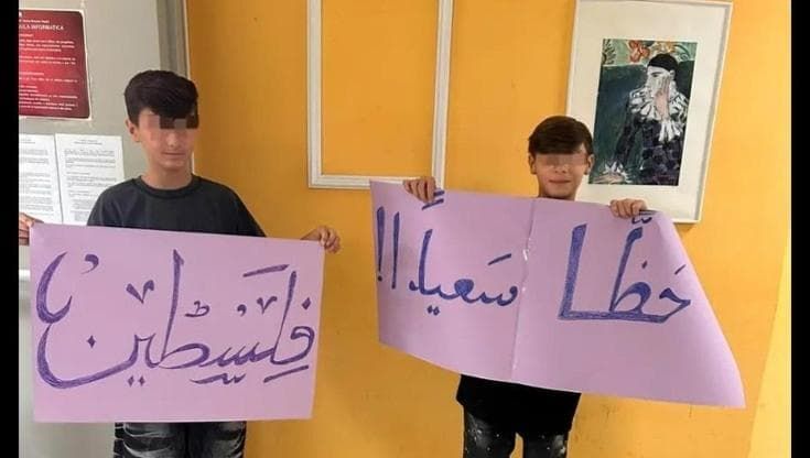 Due fratelli arrivati da Gaza, 13 anni, accolti in una scuola media di Napoli