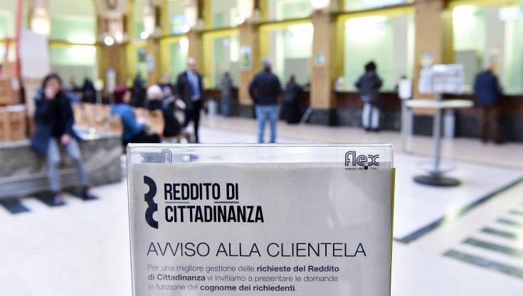 I mille furbetti del doppio reddito di cittadinanza: lo incassano in Sicilia e in Europa