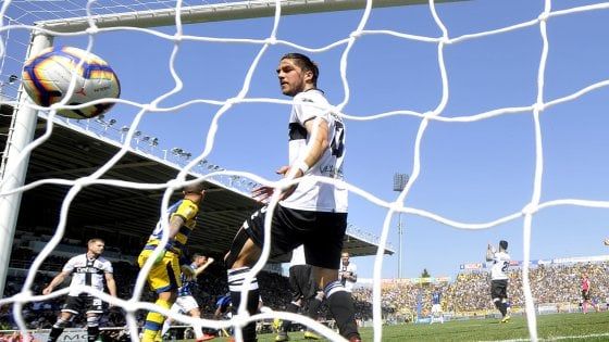 Al Parma non basta un Gervinho da record: l'Atalanta passa al Tardini