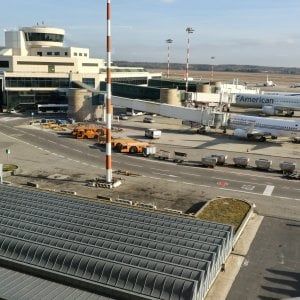 Migranti, assolti i 'No borders' che avevano occupato la torretta radar di Malpensa