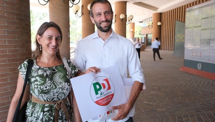 Campagna al ralenti, Il Pd arruola volontari “Ma ci manca tutto”