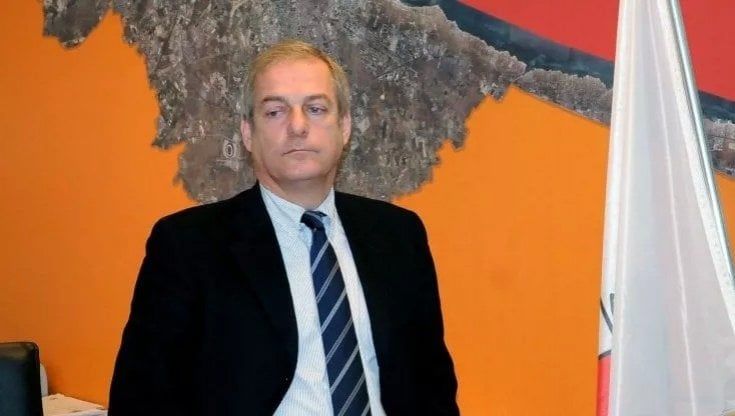 Puglia, il governatore Emiliano 'salva' Sannicandro alla guida dell'Asset: non ci sarà un cda come per l'Arpal