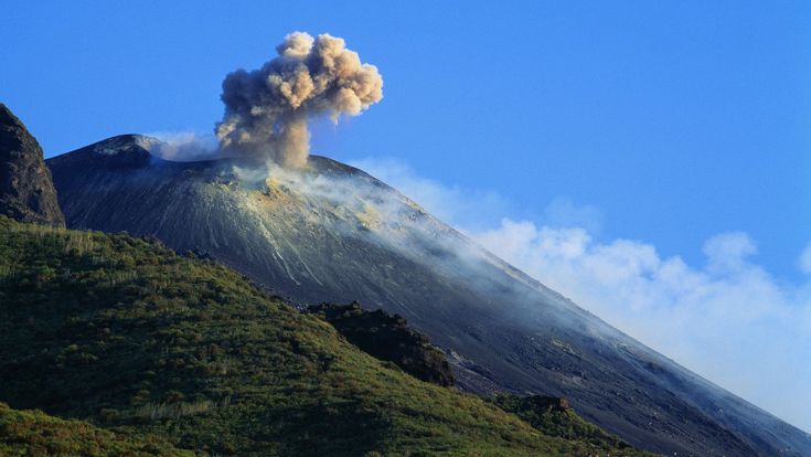 Stromboli. Anche Iddu ha un’anima. Piuttosto esplosiva