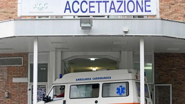 Malore mentre gioca a calcio, gravissimo a Careggi attaccante di 26 anni
