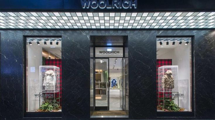 Vertenze di Natale, da Aeffe (Moschino e Alberta Ferretti) a Woolrich lavoratori a rischio