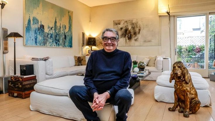 A casa di Neri Parenti: “Il mio rifugio con vista sul Cupolone, qui sono nati i miei Fantozzi”