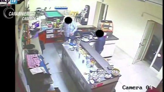 Clan dei Casalesi, 46 arresti: racket del gioco d'azzardo on line