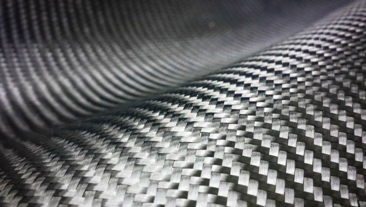 Dagli aerei agli stampi industriali: la seconda vita della fibra di carbonio