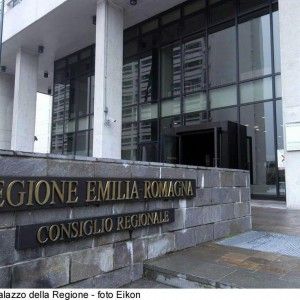 Indagini sulle spese, c'&egrave; Ferrari<br />Partite le manovre elettorali